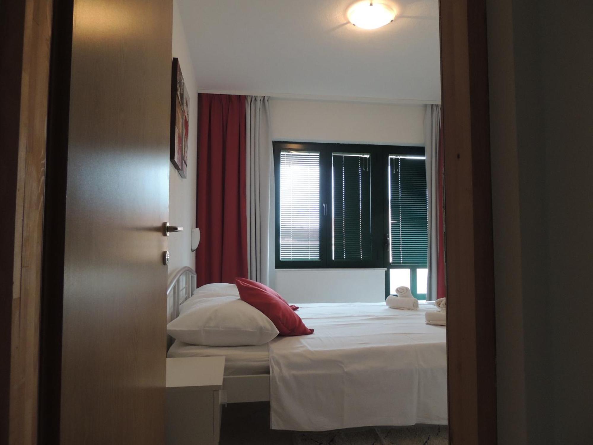 Apartments Suljic - Cash Only Property Stari Grad  Exterior photo